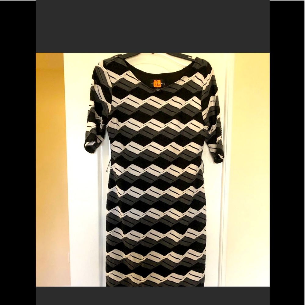 Connected Apparel Dress 10 👗